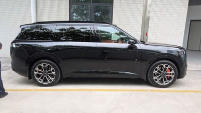 Lynk & Co 900 - zdjęcie 2