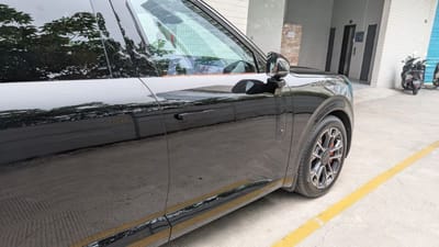 Lynk & Co 900 - zdjęcie 3
