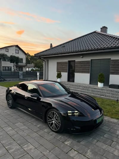 Porsche Taycan - zdjęcie 3