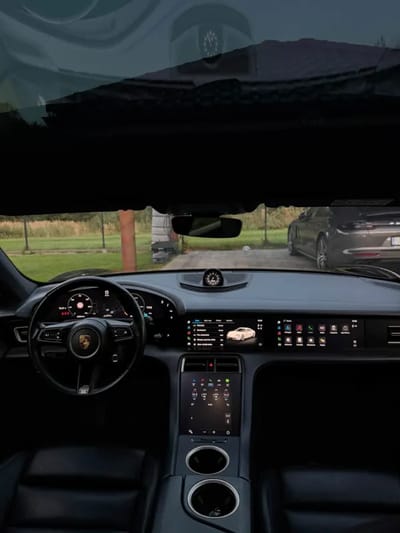 Porsche Taycan - zdjęcie 4