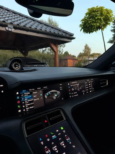 Porsche Taycan - zdjęcie 7