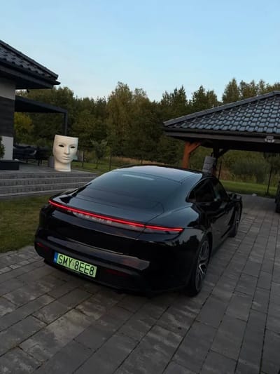 Porsche Taycan - zdjęcie od sprzedającego