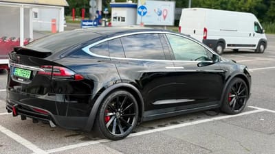 Tesla Model X - zdjęcie 4