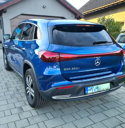 Mercedes-Benz EQA 1 właściciel - zdjęcie od sprzedającego