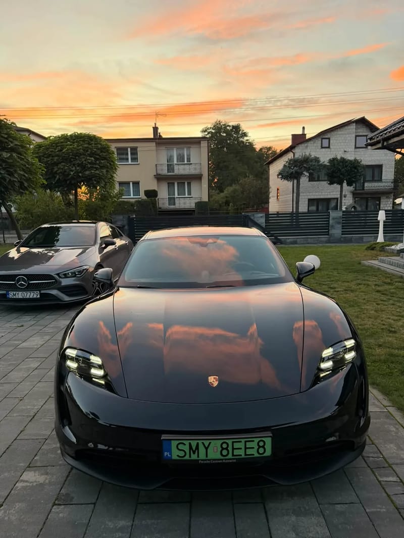 Porsche Taycan