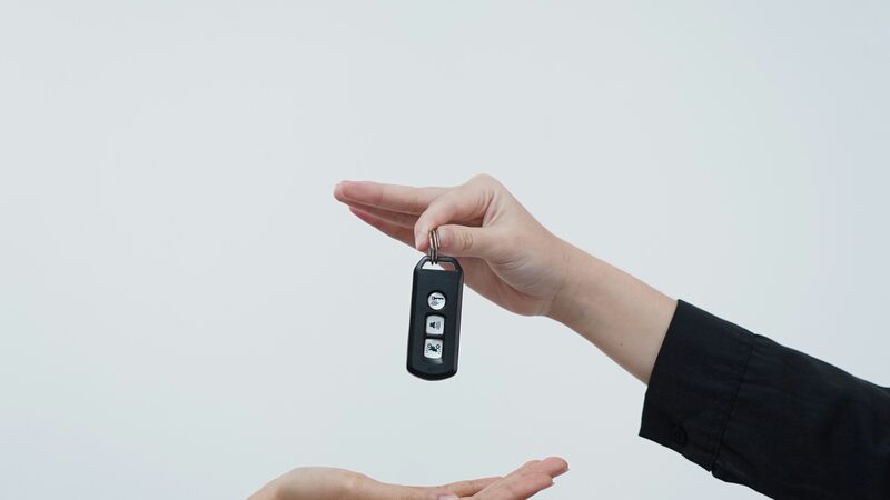 Cesja leasingu samochodu elektrycznego - koszty i podatki